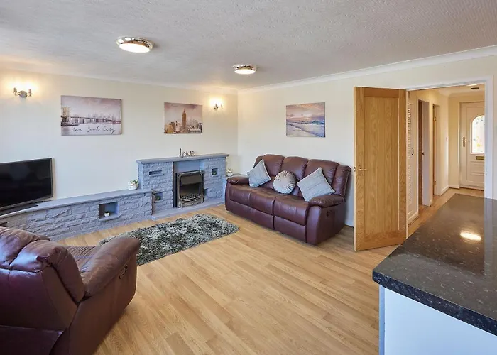 Host & - Rock Whitby